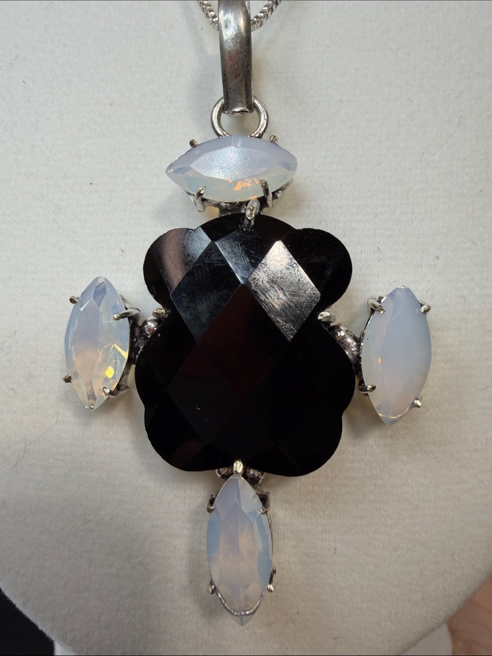 Black and Opal Glass Stone 925 plated Pendant Necklace A2